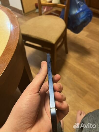 iPhone 12, 64 ГБ