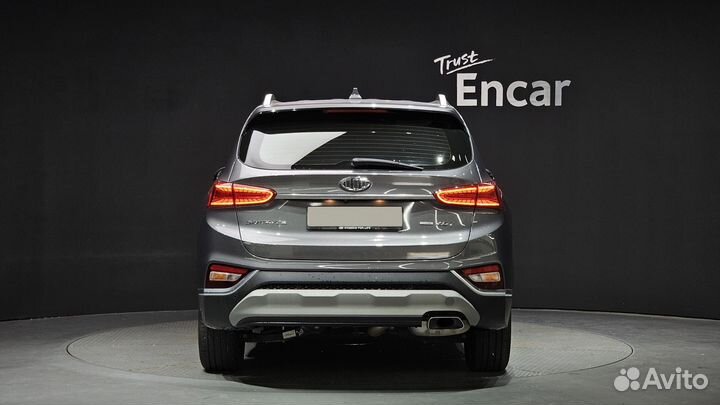 Hyundai Santa Fe 2.0 AT, 2020, 55 000 км