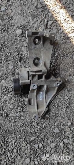 Крепление генератора renault megane 2