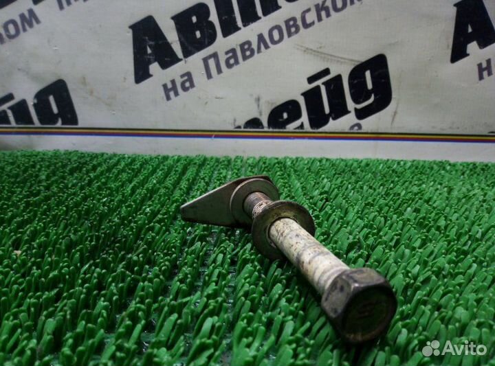 Болт Toyota Corolla Spacio AE111 4A-FE 2000.07