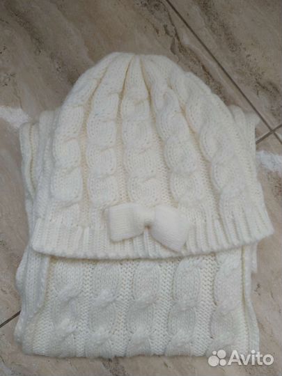 Шапка с шарфом