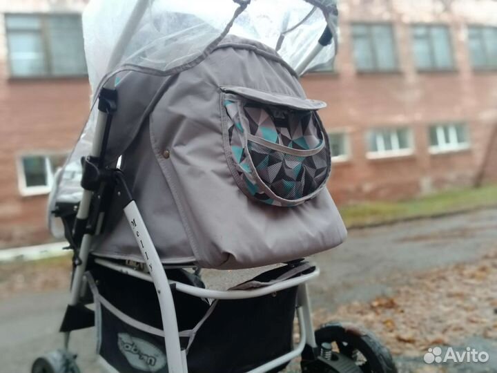 Прогулочная коляска