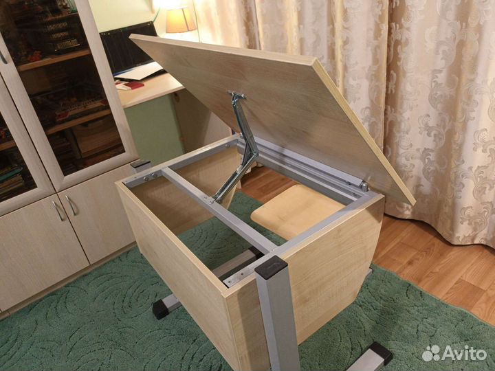 Растущая парта трансформер