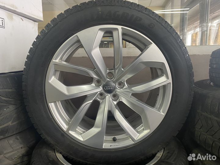 Оригинальные колеса Audi Q7 4M R20
