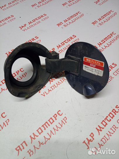 Лючок топливного бака Peugeot 308 хэтчбек EP6 5FT