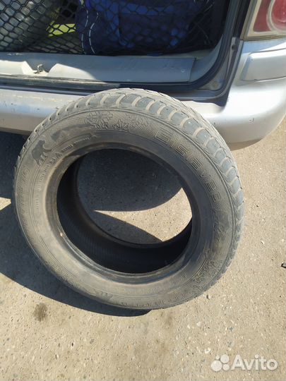 Gislaved Nord Frost 5 2.25/6 R16 102