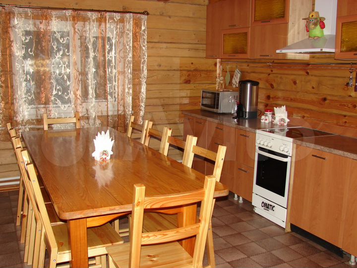 Коттедж 300 м² на участке 20 сот.