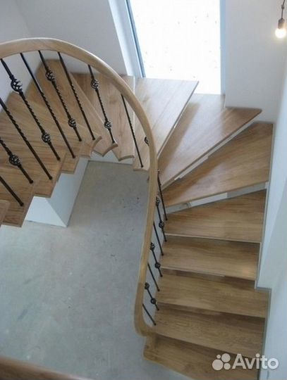 Лестница на металлокаркасе / изготовление лестниц