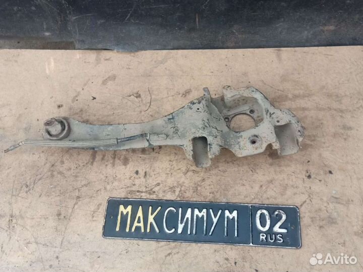 Левый Задний рычаг focus 2/ Mazda 3