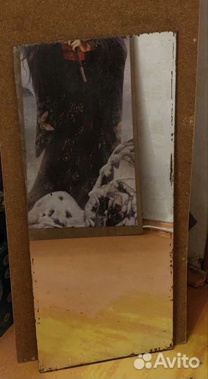 Зеркало из шкафа