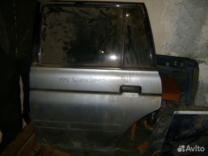 Дверь задняя левая Паджеро Спорт Pajero Sport