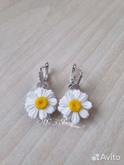 Серьги бижутерия