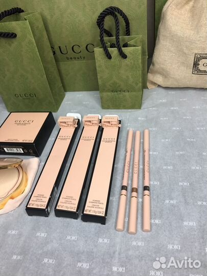 Gucci карандаш для боовей новый