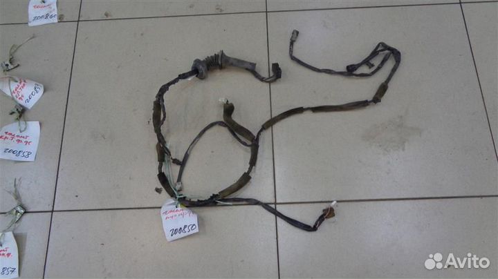 Проводка двери передней правой Mitsubishi Galant