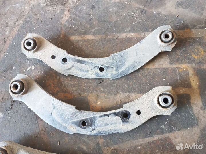 Задние рычаги Мицубиси Аутлэндер 3