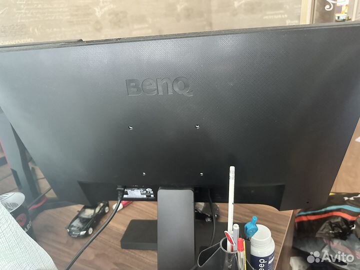Монитор Benq 76 hz