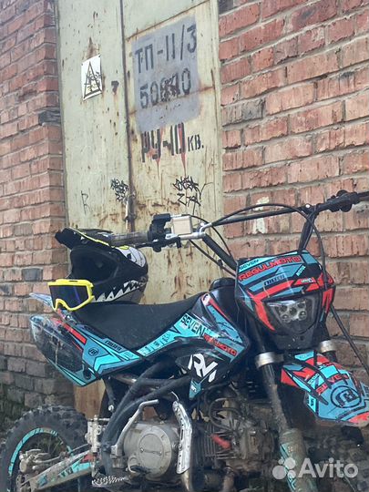 Regulmoto medalist 150 E