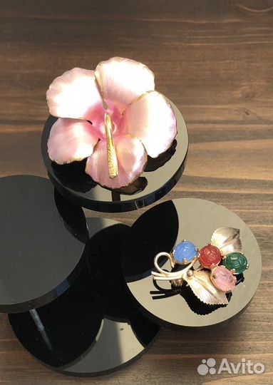 Винтажные броши бижутерия Винтаж