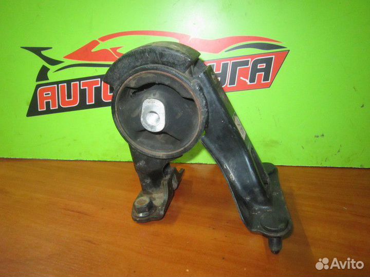 Подушка двигателя toyota ZVW30 prius