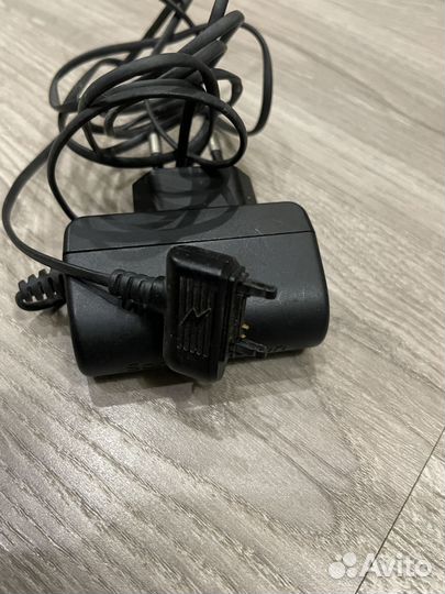 Зарядные устройства к сотовым телефонам