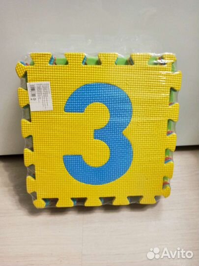 Коврик пазл цифры 0-9 новый