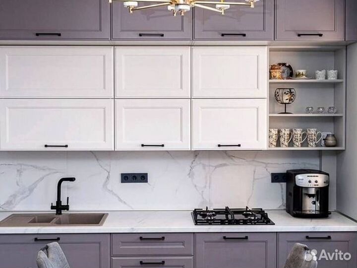 Кухонный гарнитур в современном стиле на заказ