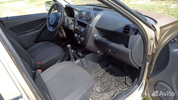 LADA Granta 1.6 МТ, 2012, 111 000 км