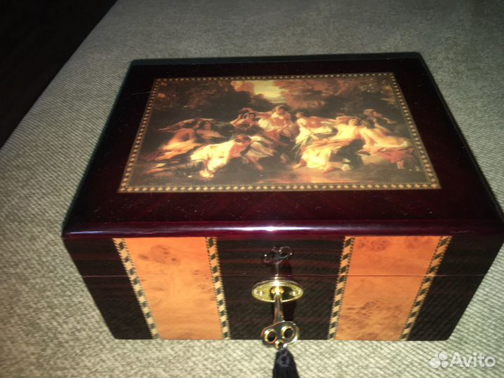 Хьюмидор шкатулка для хранения сигар