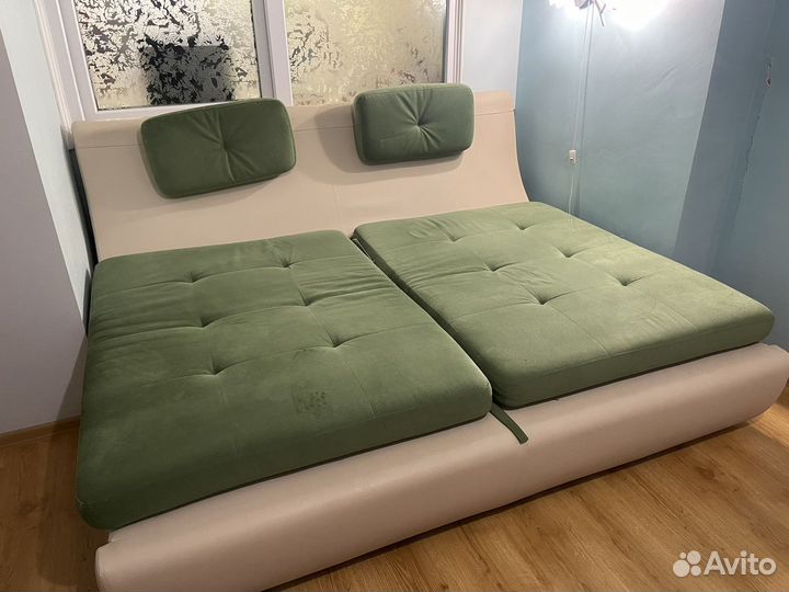 Продам диван Schneider