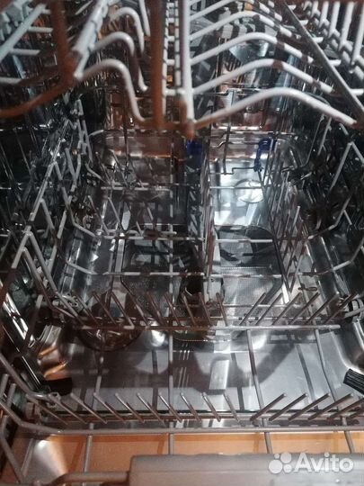 Посудомоечная машина weissgauff