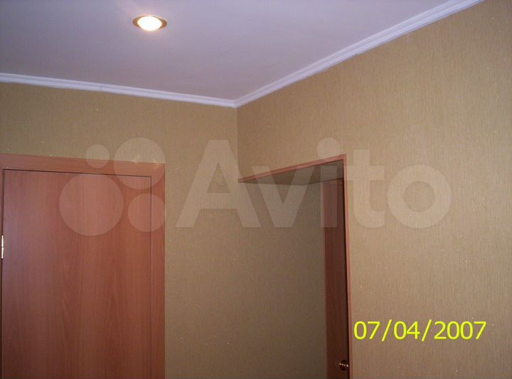 Доля в 3-к. квартире, 61,9 м², 1/5 эт.