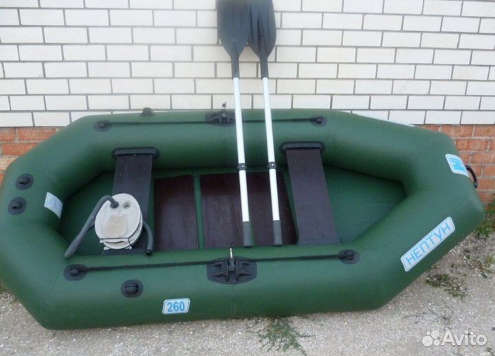Надувная лодка Нептун 260