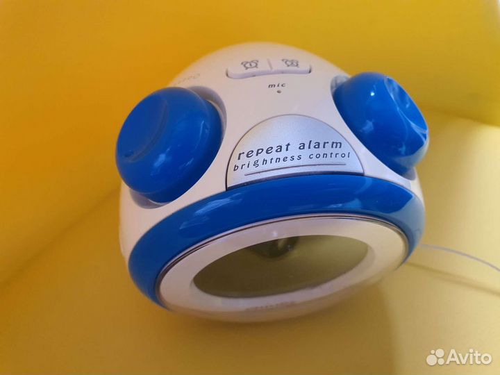 Часы будильник радио Phillips