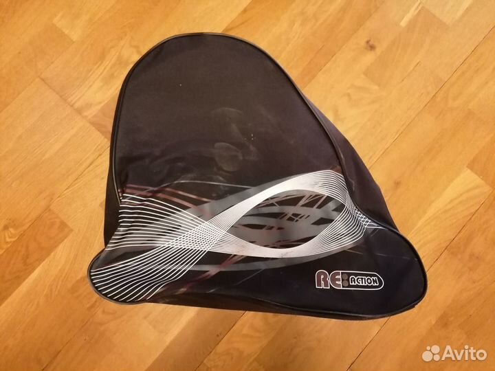 Роликовые коньки