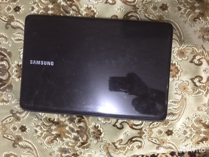 Ноутбук samsung r540