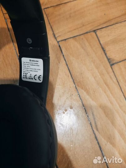 Беспроводные наушники новые