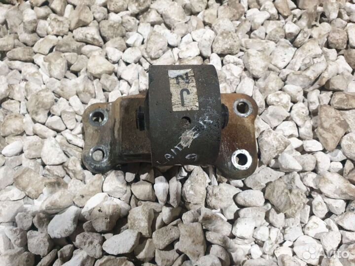 Опора двигателя Mitsubishi Lancer 9 Лансер