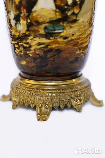 Керамическая ваза с латунью