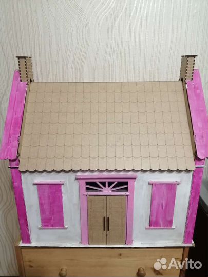 Большой кукольный домик