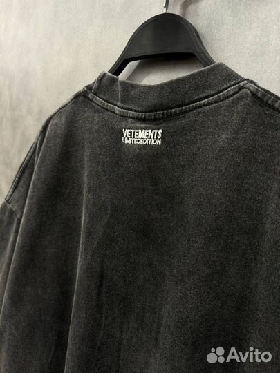 Футболки Vetements оверсайз (сезон 2024)