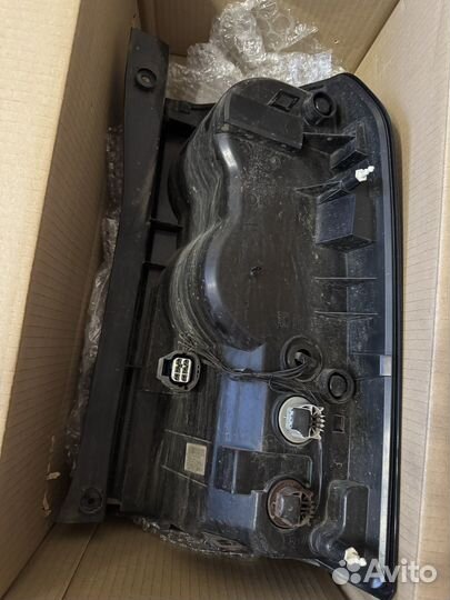 Фонарь задний левый land rover discovery 4