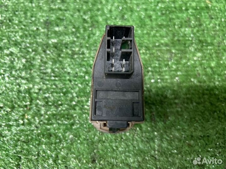 Кнопка стеклоподъемника передняя Hyundai Sonata 3