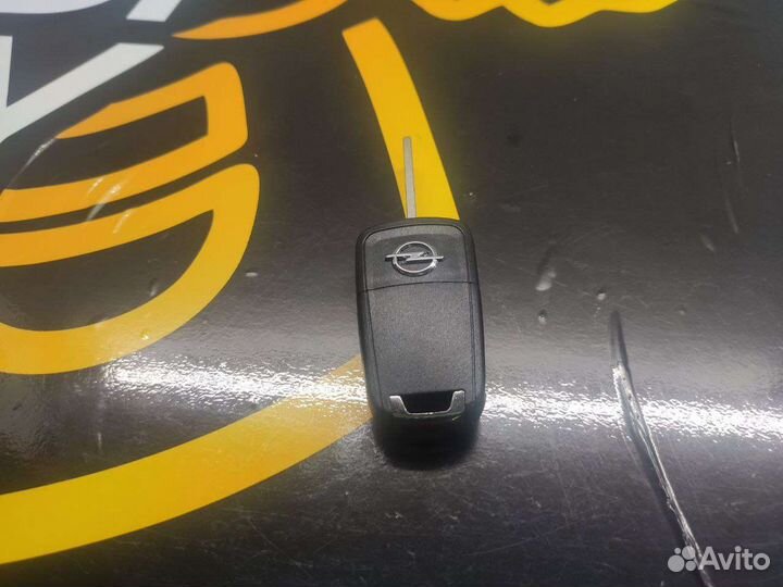 Выкидной ключ опель инсигниа