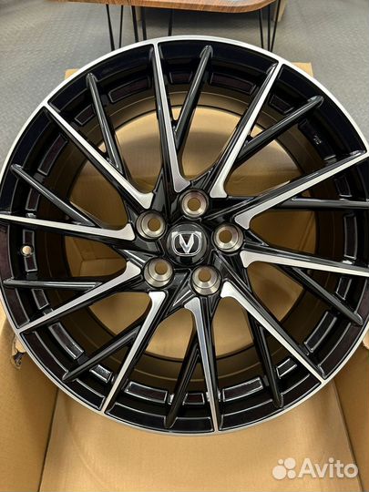 Новые диски R19 на Changan UNI-V