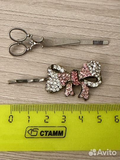 Заколки для волос