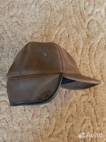 Мужская кожаная кепка