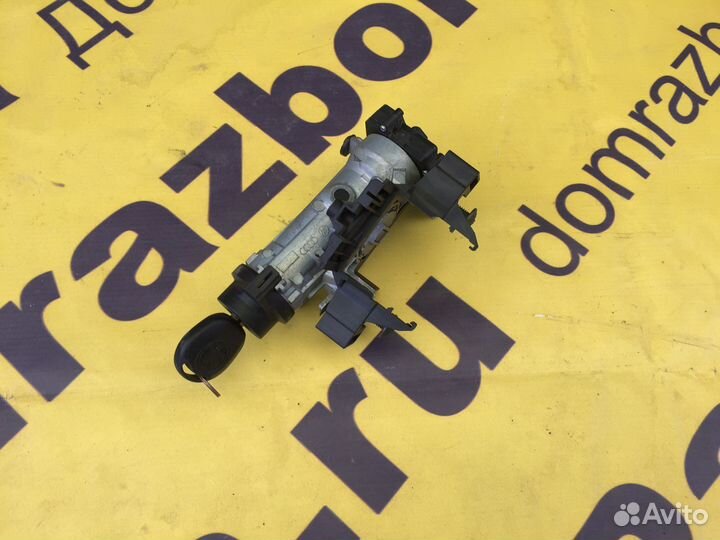 Замок зажигания Skoda Rapid 1