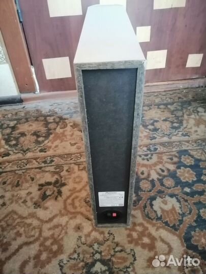 Сабвуфер от домашнего кинотеатра