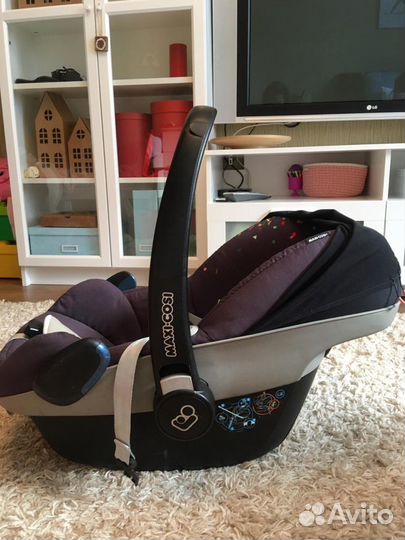 Детское кресло maxi cosi