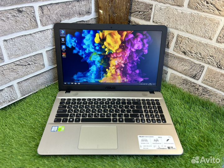 Игровой Asus i5-7 Gen/GeForce 920MX/8Gb/SSD240